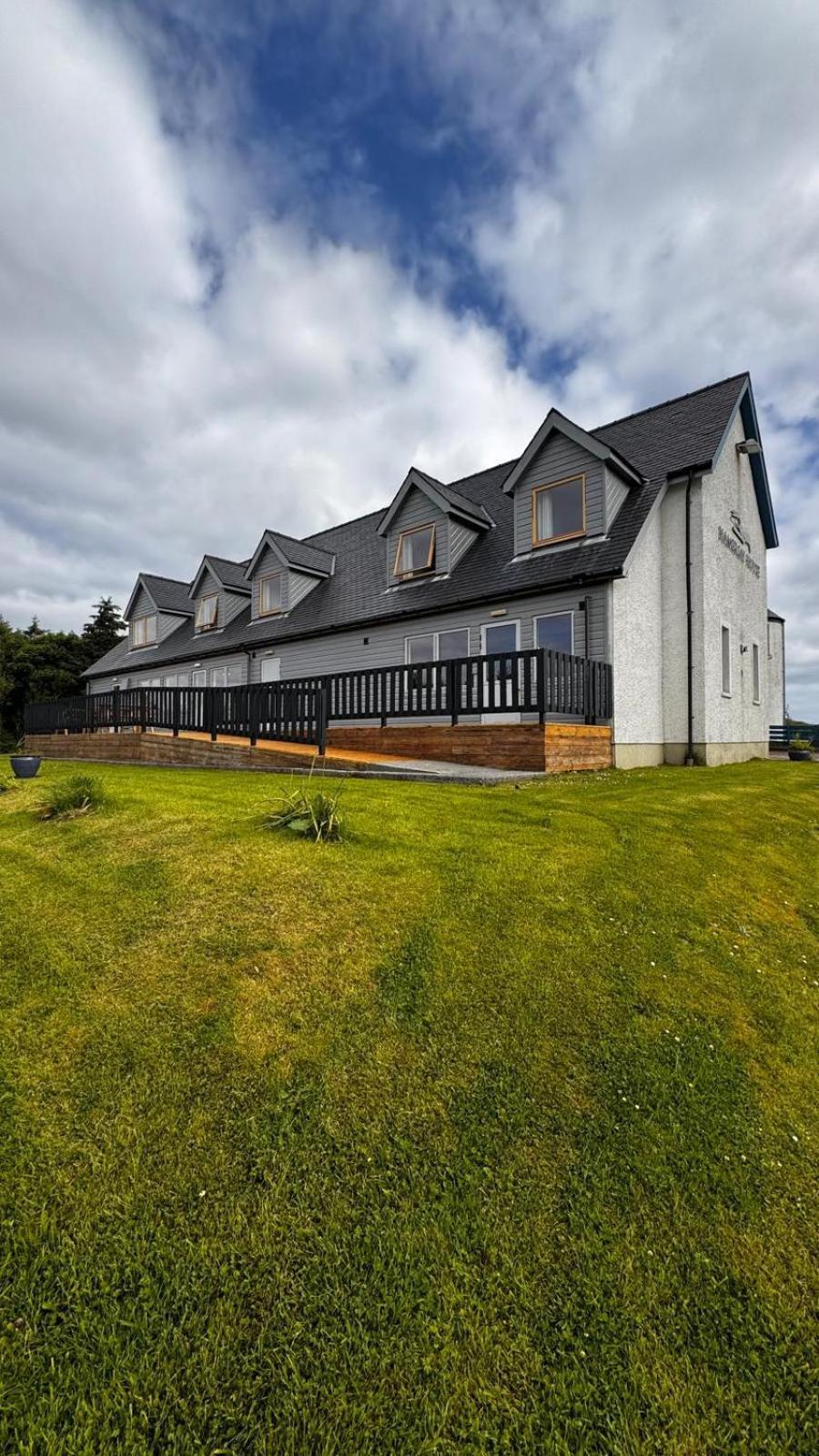 Hamersay Hotel Lochmaddy Bagian luar foto
