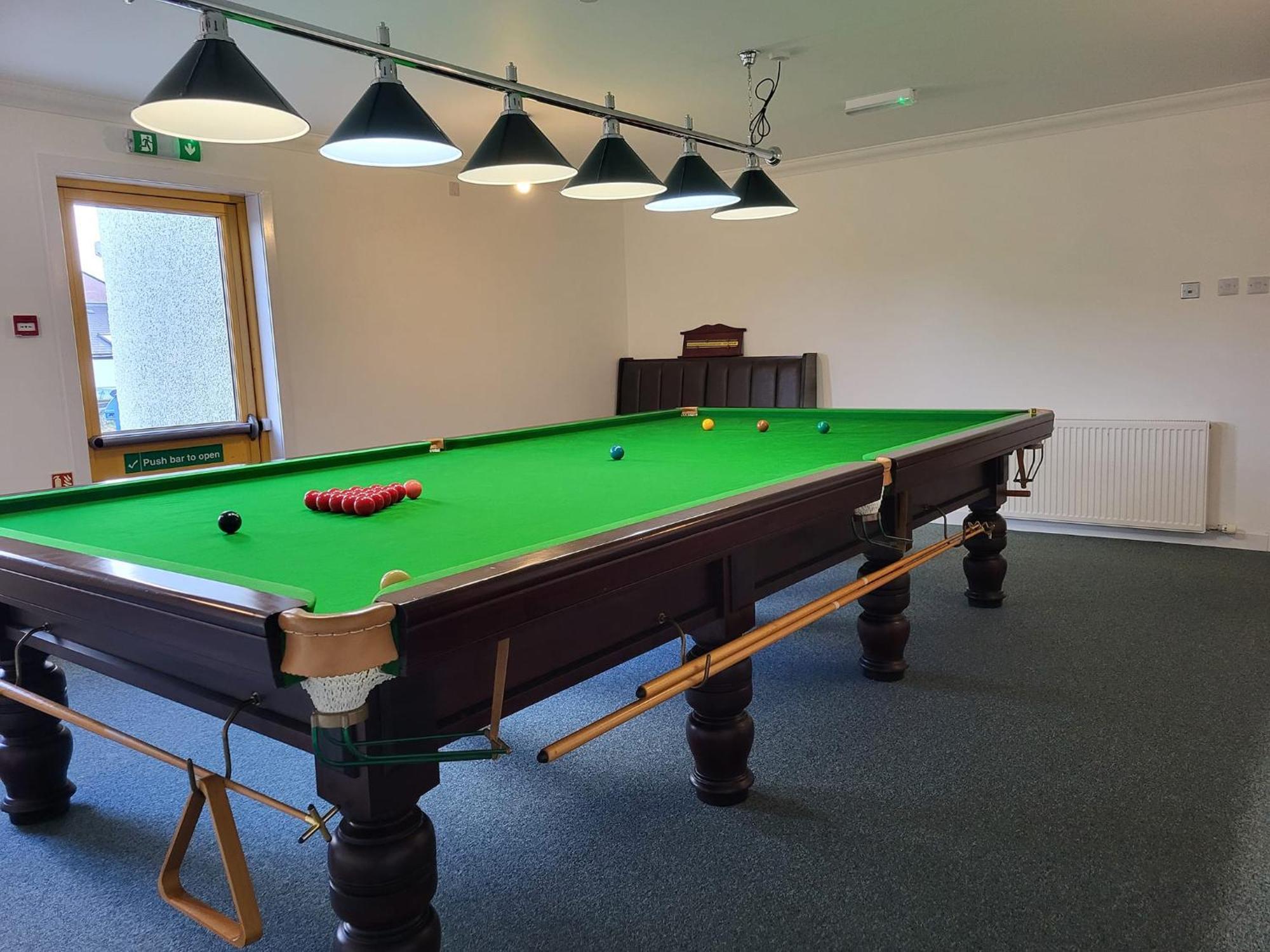 Hamersay Hotel Lochmaddy Bagian luar foto